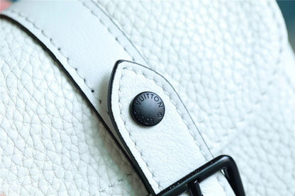 Franco Shops - Louis Vuittons  - 9667