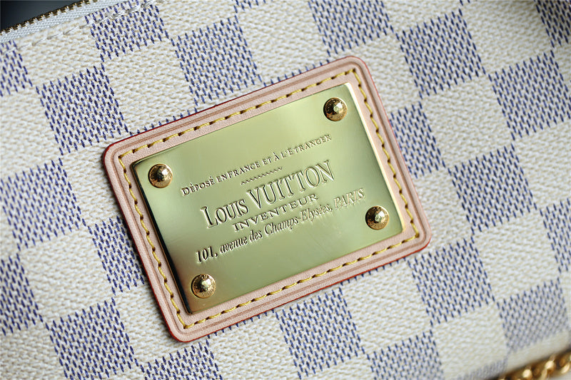 Franco Shops - Louis Vuittons  - 9377