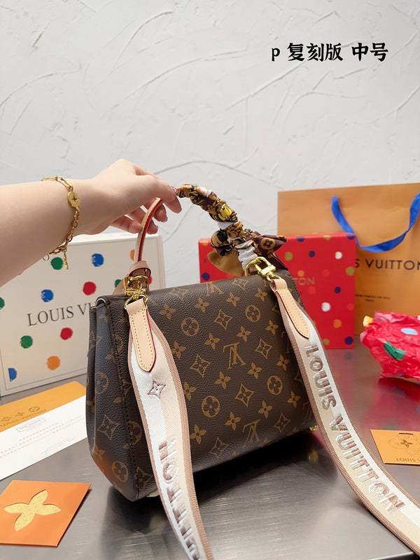 Franco Shops - Louis Vuittons  - 14946
