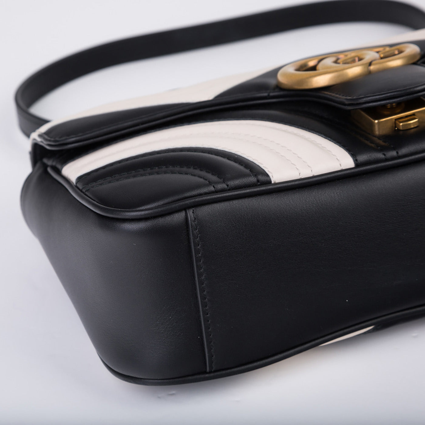 Gucci Marmont Small Matelassé bag