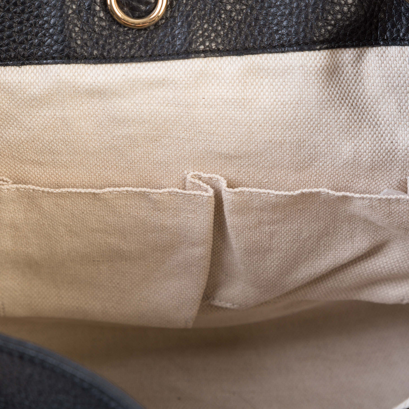 Gucci Soho Medium Textured Shoulder Bag
