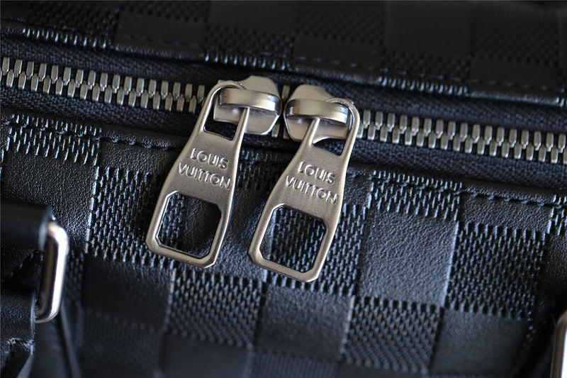 Franco Shops - Louis Vuittons  - 9832