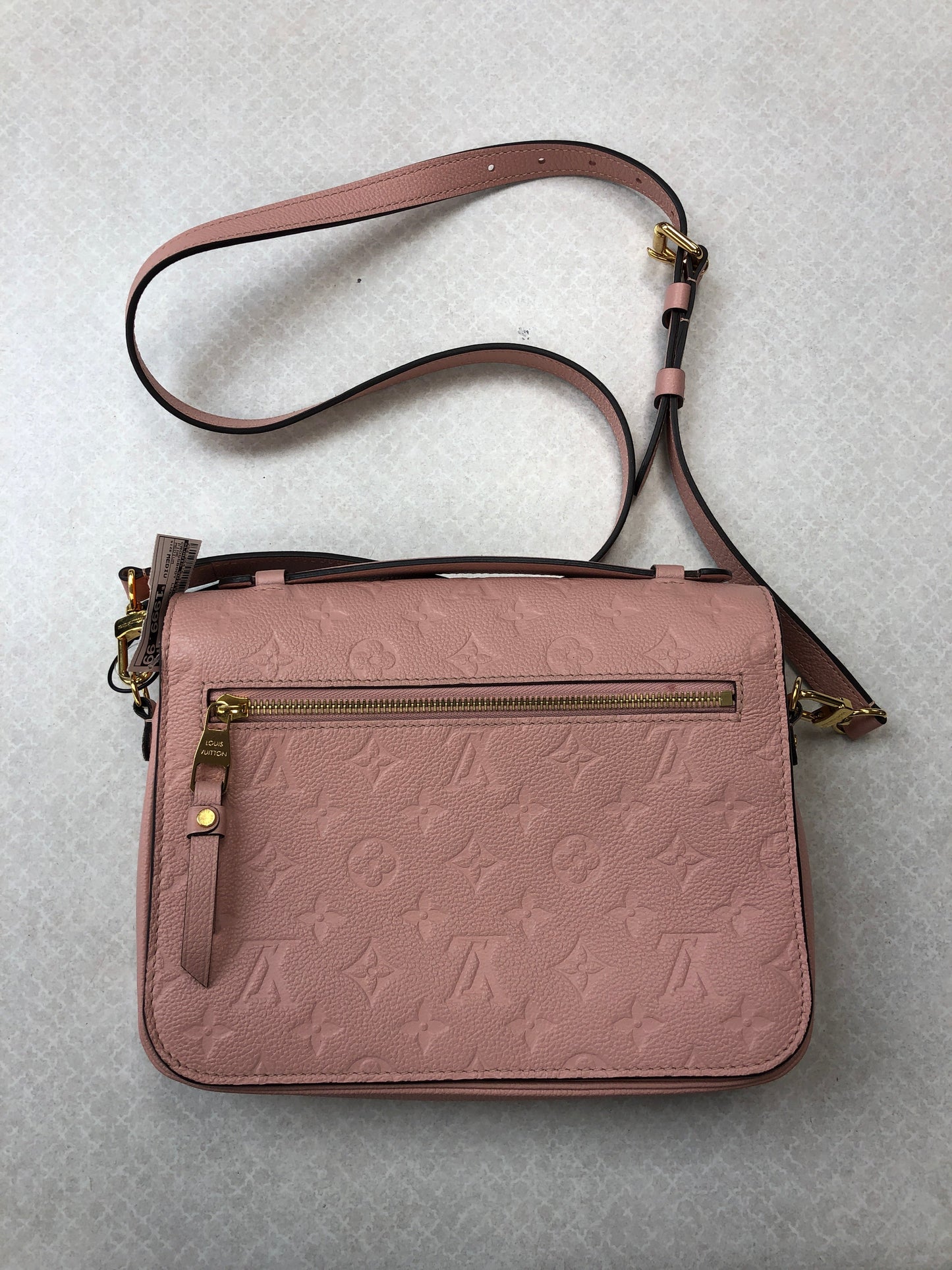 Crossbody Luxury Designer By Louis Vuitton  Size: Medium
