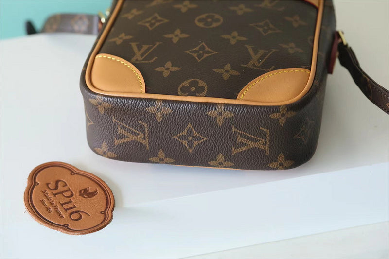 Franco Shops - Louis Vuittons  - 9998