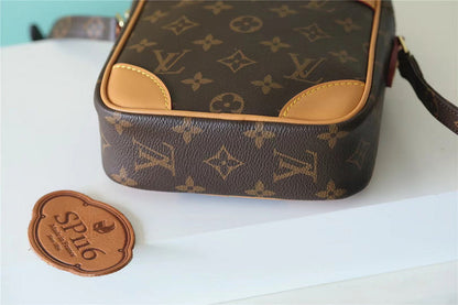 Franco Shops - Louis Vuittons  - 9998