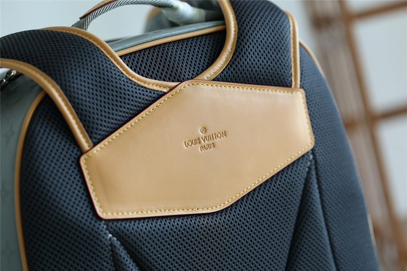 Franco Shops - Louis Vuittons  - 9742