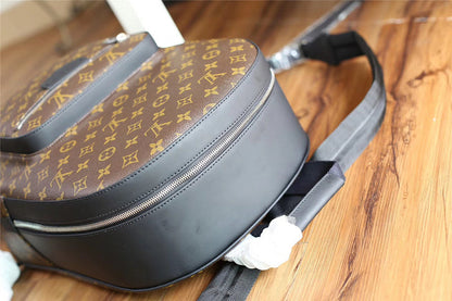 Franco Shops - Louis Vuittons  - 9717