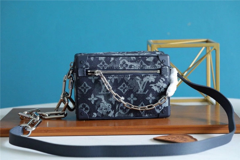 Franco Shops - Louis Vuittons  - 10161