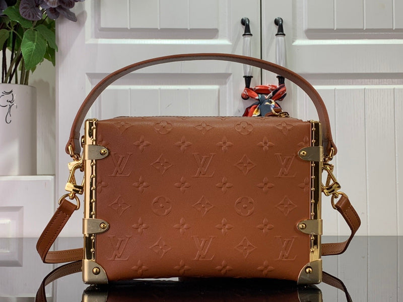 Franco Shops - Louis Vuittons  - 15220