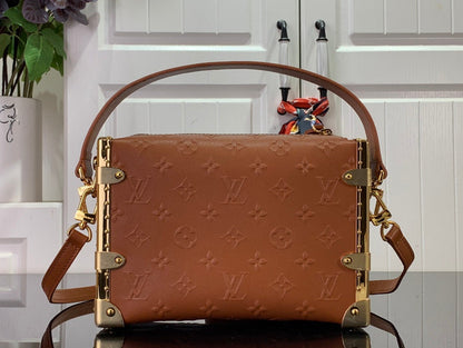 Franco Shops - Louis Vuittons  - 15220