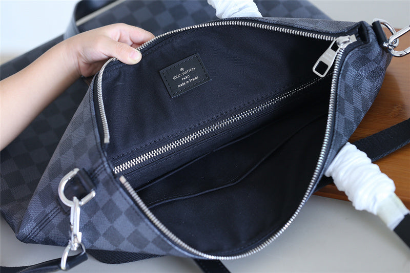 Franco Shops - Louis Vuittons  - 9839
