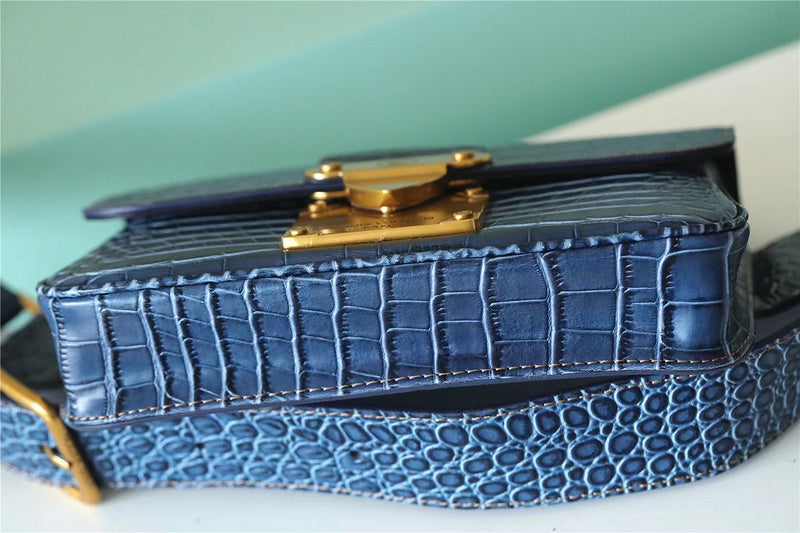 Franco Shops - Louis Vuittons  - 9963
