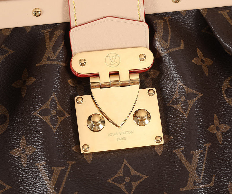 Franco Shops - Louis Vuittons  - 15718