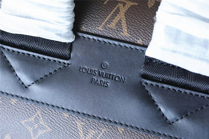 Franco Shops - Louis Vuittons  - 9556