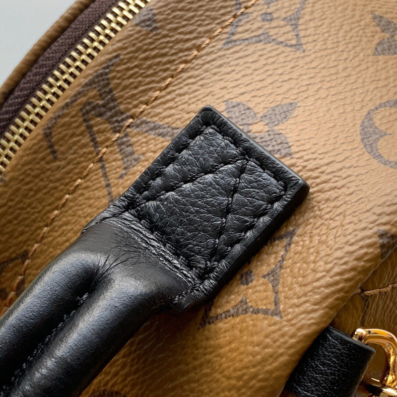 Franco Shops - Louis Vuittons  - 15359