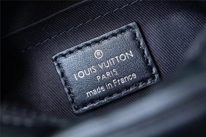 Franco Shops - Louis Vuittons  - 10130