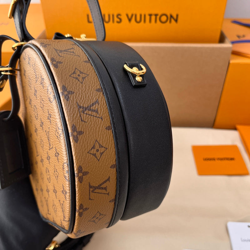 Franco Shops - Louis Vuittons  - 15836