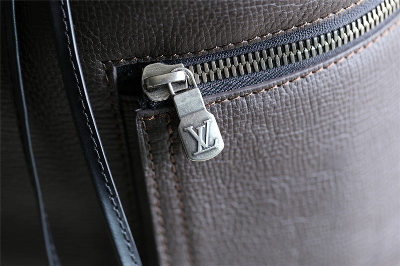 Franco Shops - Louis Vuittons  - 9752