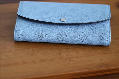 Franco Shops - Louis Vuittons  - 9347
