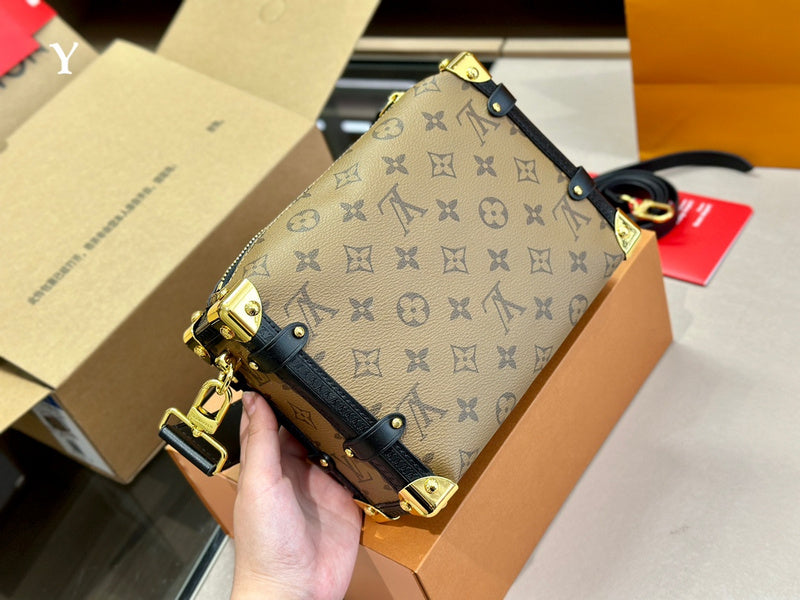 Franco Shops - Louis Vuittons  - 15088