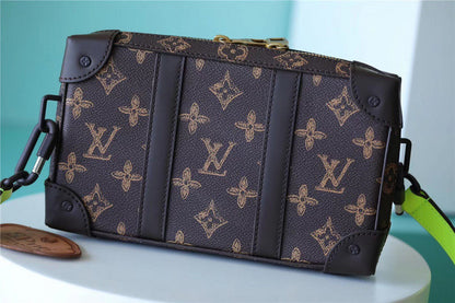 Franco Shops - Louis Vuittons  - 10108