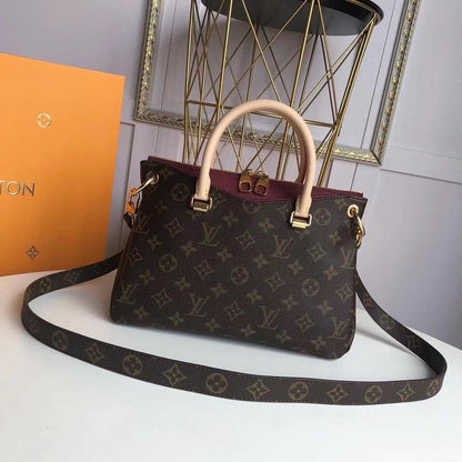 Franco Shops - Louis Vuittons  - 15561