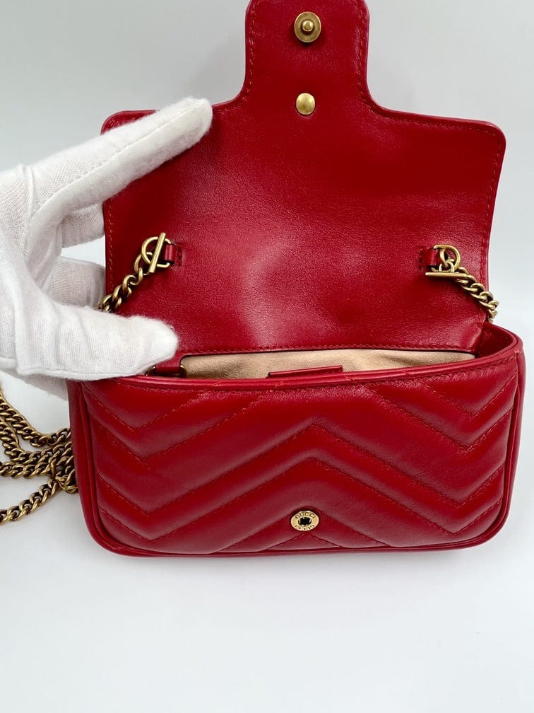 Gucci GG Marmont Super Mini Bag