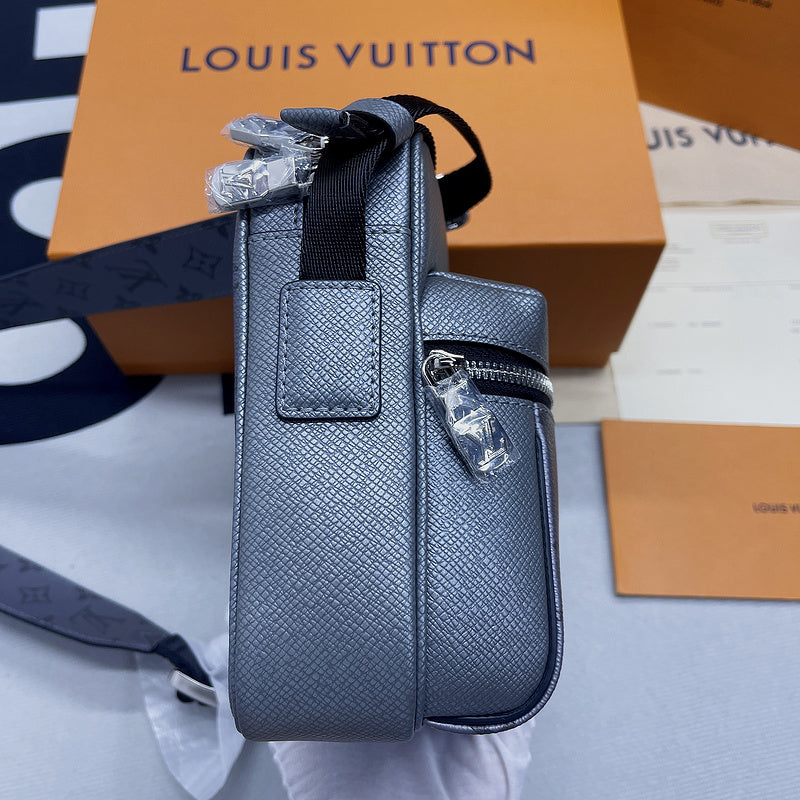 Franco Shops - Louis Vuittons  - 10196