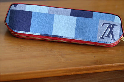 Franco Shops - Louis Vuittons  - 9318