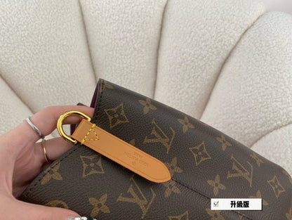 Franco Shops - Louis Vuittons  - 15076