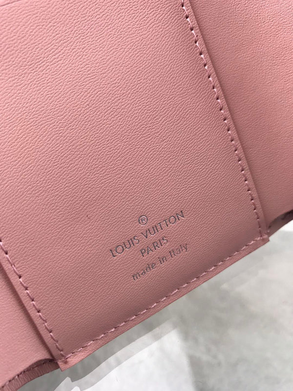 Franco Shops - Louis Vuittons  - 9147