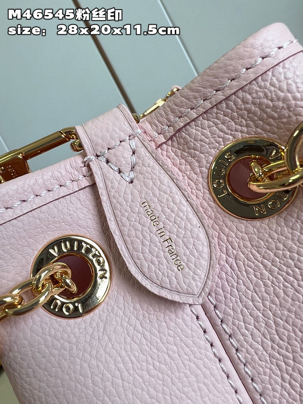 Franco Shops - Louis Vuittons  - 15340