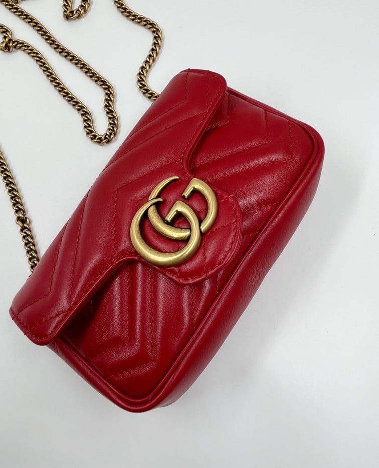 Gucci GG Marmont Super Mini Bag