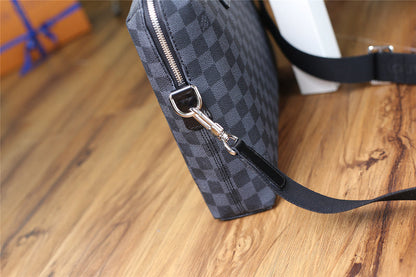 Franco Shops - Louis Vuittons  - 9875