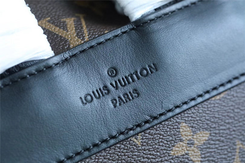 Franco Shops - Louis Vuittons  - 9633