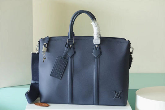 Franco Shops - Louis Vuittons  - 9795