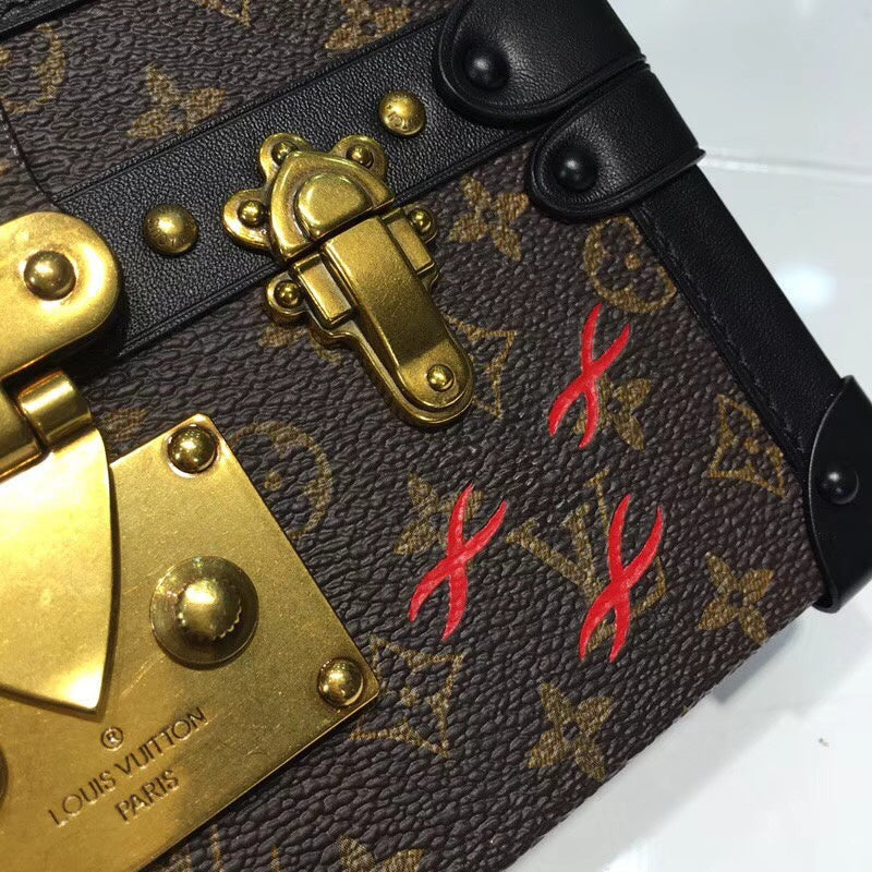 Franco Shops - Louis Vuittons  - 15593