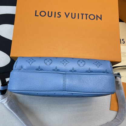 Franco Shops - Louis Vuittons  - 10202