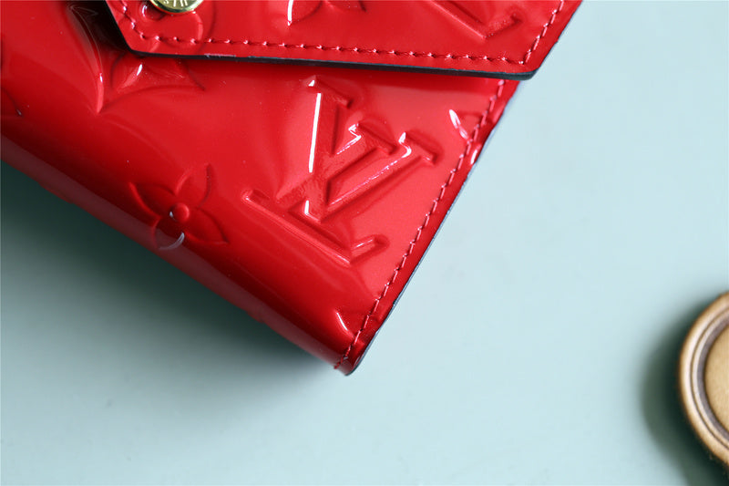 Franco Shops - Louis Vuittons  - 9383