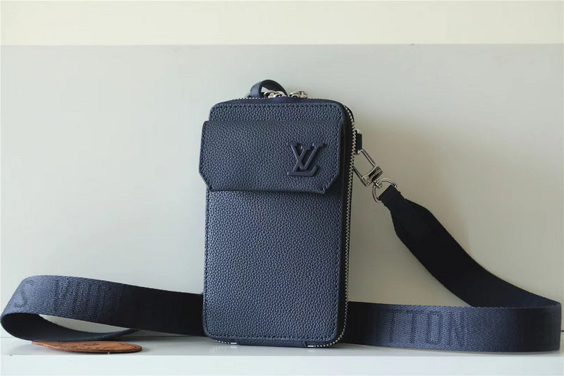 Franco Shops - Louis Vuittons  - 9978