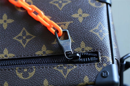 Franco Shops - Louis Vuittons  - 10072