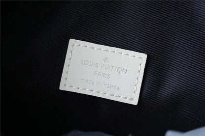 Franco Shops - Louis Vuittons  - 9653