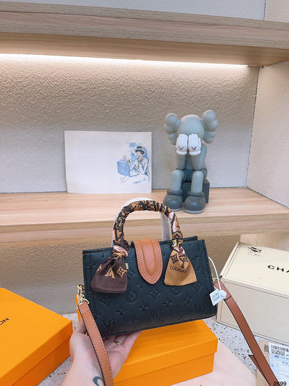 Franco Shops - Louis Vuittons  - 14906