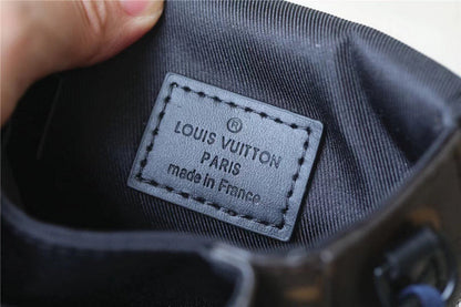 Franco Shops - Louis Vuittons  - 10077