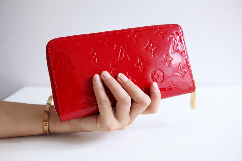 Franco Shops - Louis Vuittons  - 9301