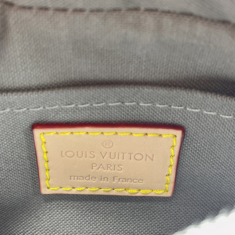 Franco Shops - Louis Vuittons  - 10178