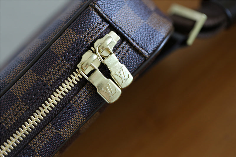 Franco Shops - Louis Vuittons  - 9392