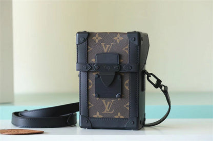 Franco Shops - Louis Vuittons  - 9960
