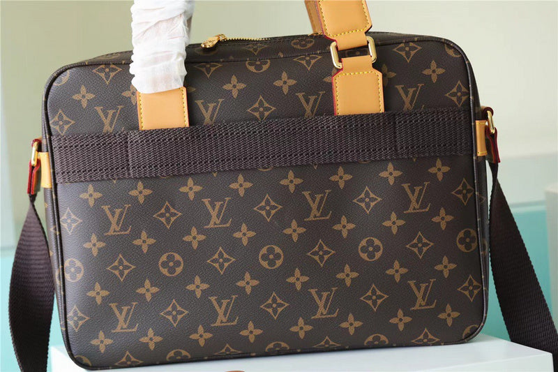 Franco Shops - Louis Vuittons  - 9800