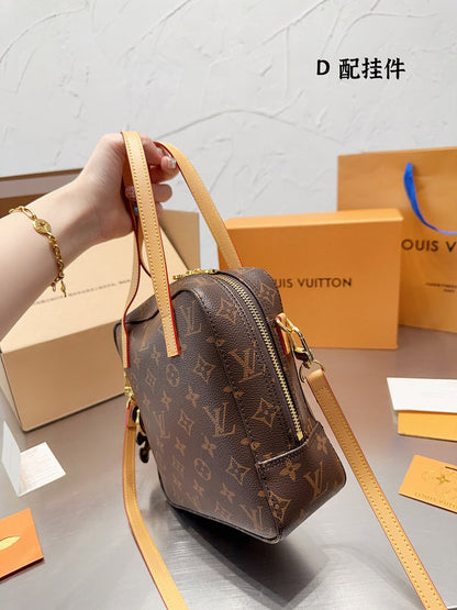 Franco Shops - Louis Vuittons  - 14961
